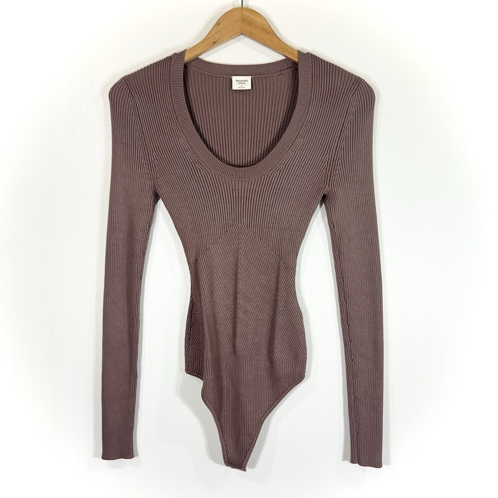 Abercrombie &‎ Fitch Ribbed Long Sleeve Scoop Neck Bodysuit Top Size Small Brown
